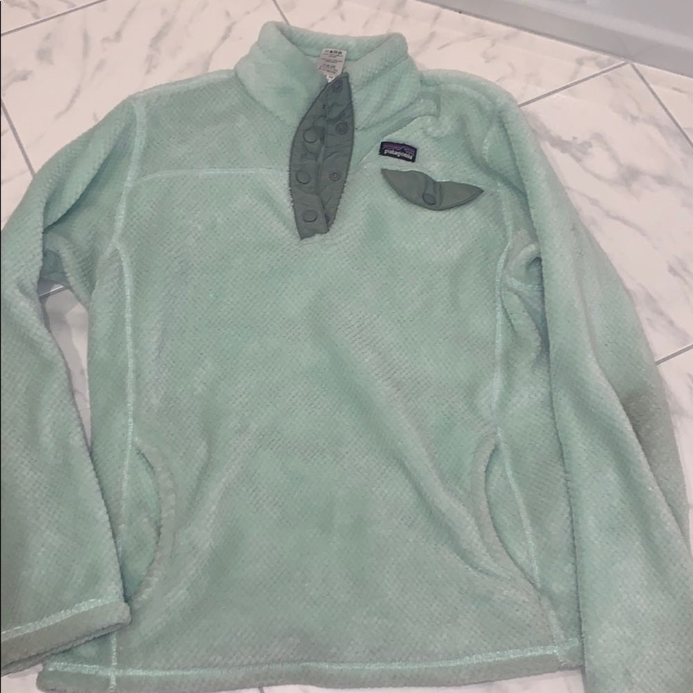Mint green Patagonia sweatshirt